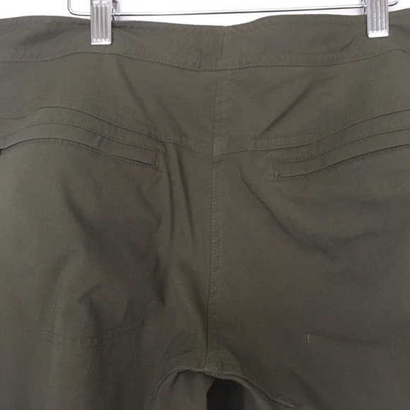 𝅺MEC Womens Olive Green Hiking Pants Quick Dry Womens Size 12 Short - Picture 6 of 9
